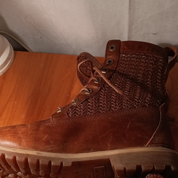 Timberland. Women's Boots Size 6.5 - Picture 8 of 16